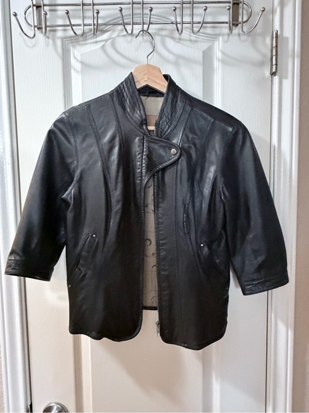 Women's Black Leather Bomber Jacket - Sleek Zip Front